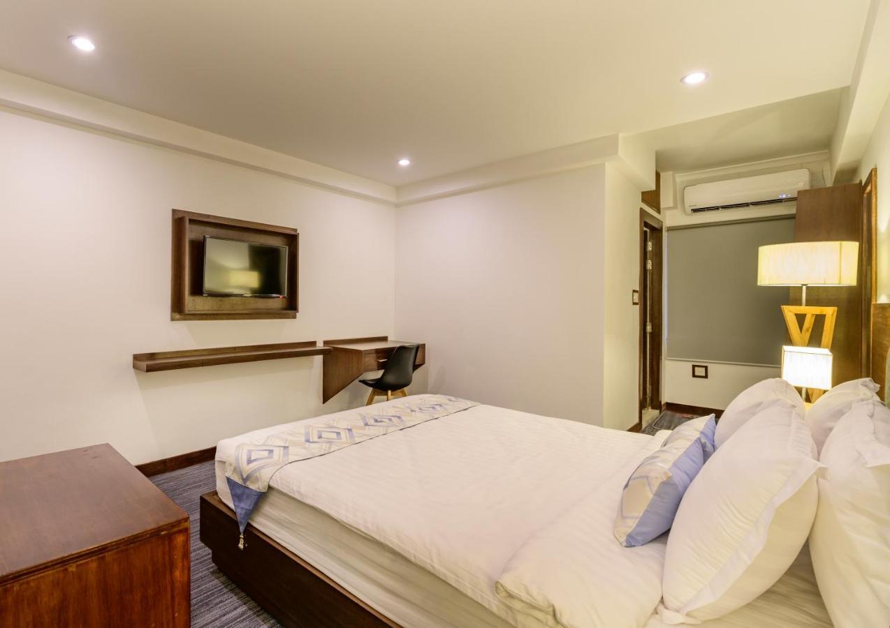 Hotel Zakaria International ダッカ エクステリア 写真